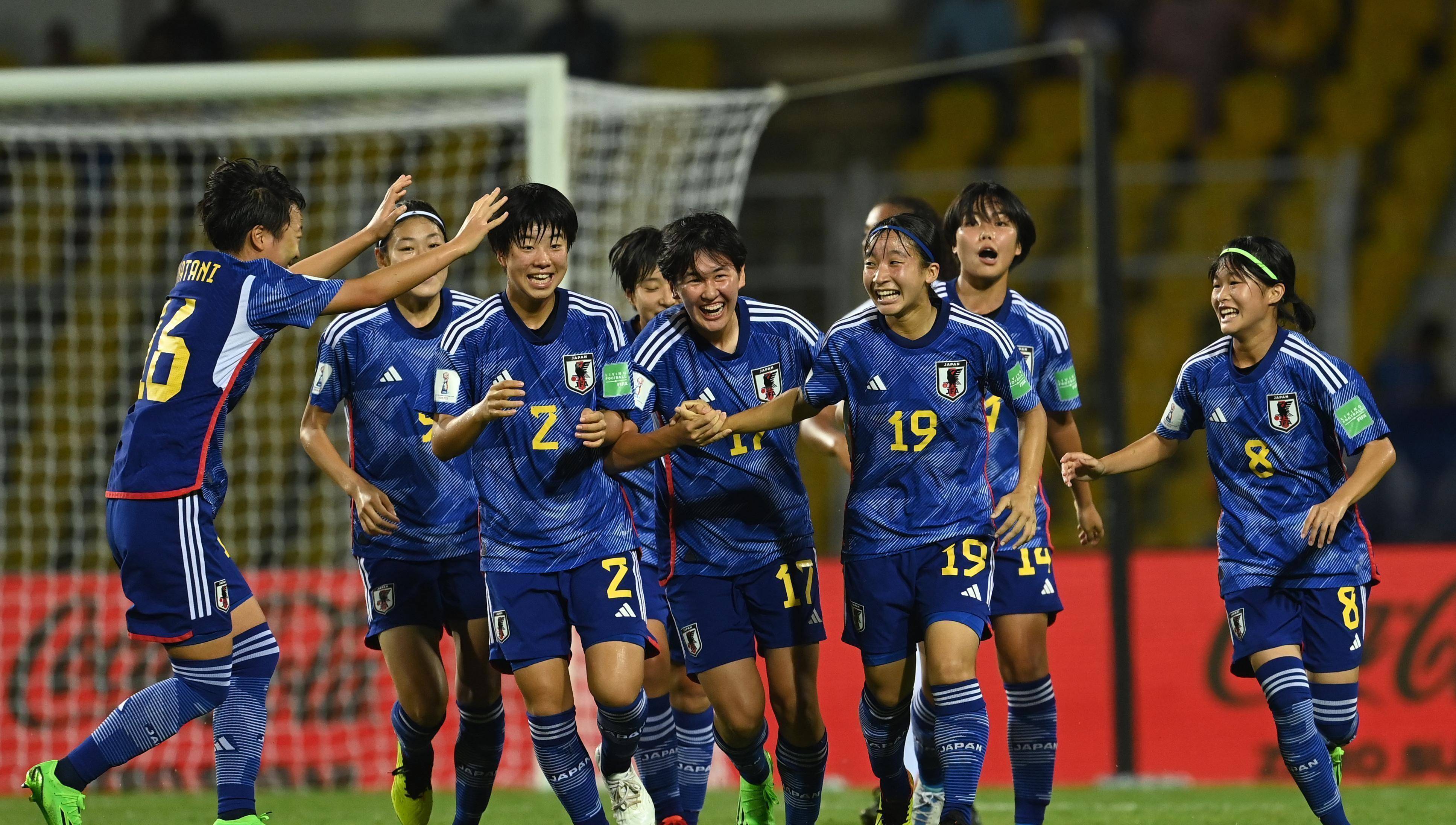 西班牙女足横扫对手，圆满晋级决赛