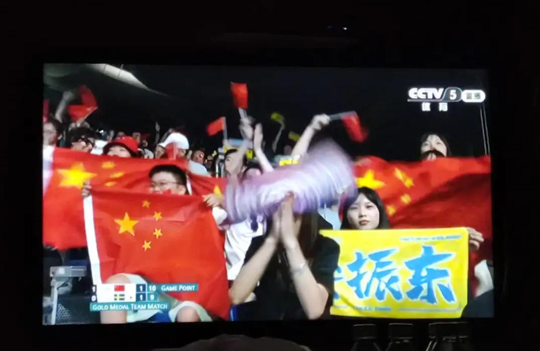 竞争异常激烈，选手们展现出顶级实力