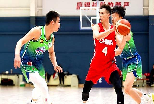 赛季结束在即，球队将挑战目标冲击前四