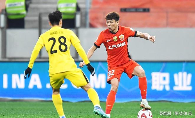 上港一役稳守，申花告捷暂居积分榜首